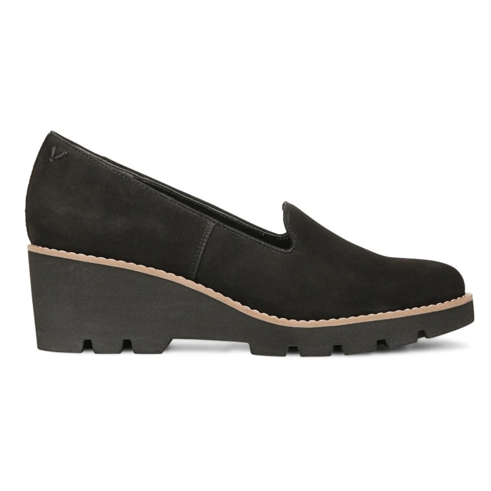 NIB Vionic Willa Wedge - Black Suede